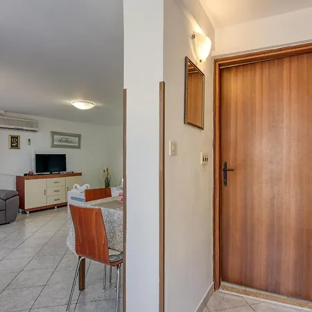 Guest house Marija Murage 3*